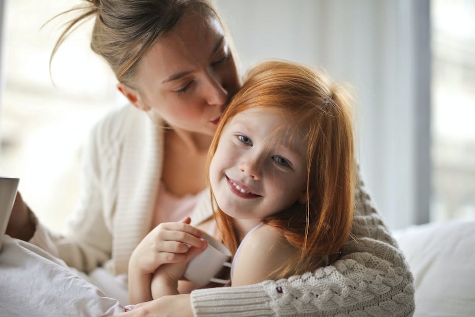 Illustration of a happy family with children, representing the joy and happiness of parenting